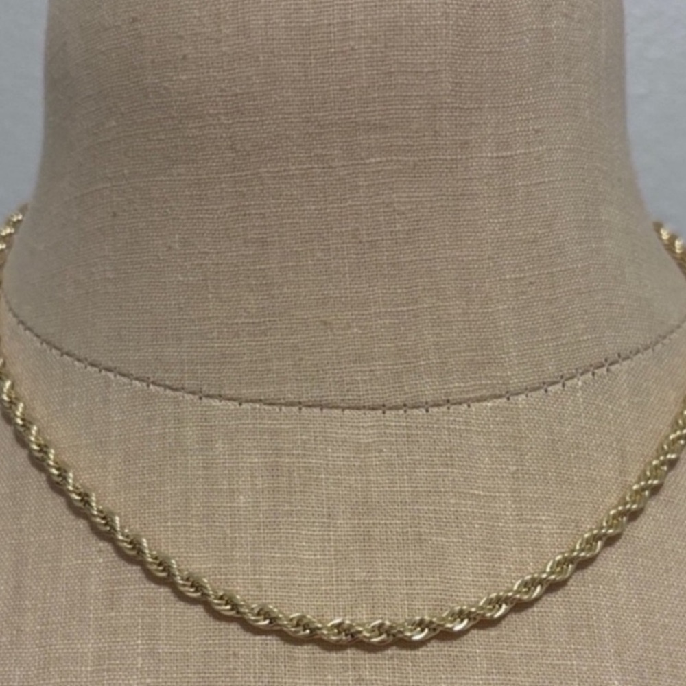 ✨SOLD✨ NWOT Kendra Scott Isabelle Necklace Kendra Scott Chain Necklace Gold